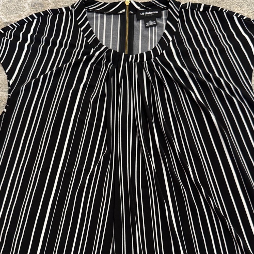 Liz Claiborne Women's Top with Black and White Stripes